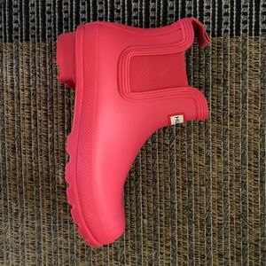 Hunter Women’s Chelsea Boots